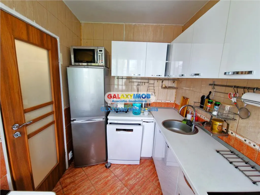 Apartament 2 camere  mobilat si utilat et 4/7 Bd. ion Mihalache - foto 3