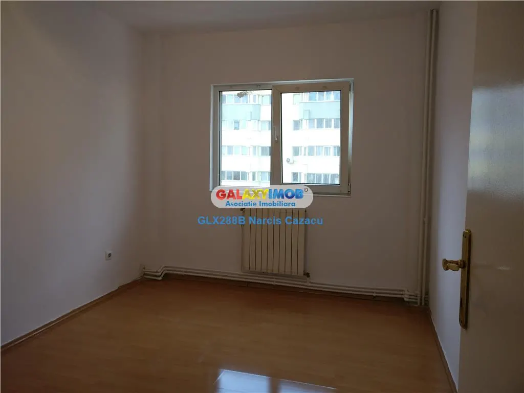 Pantelimon Vanzare apartament 4 camere ,centrala, bloc din 1981 - foto 3