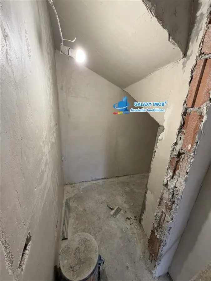 Proprietar-Casa P+1+M-5 camere/3bai- Teren 500mp Vis-a-vis  PADURE - foto 17