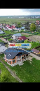 De vanzare vila P+M in Geamana (Bradu) - zona Aerodromului - Bradu