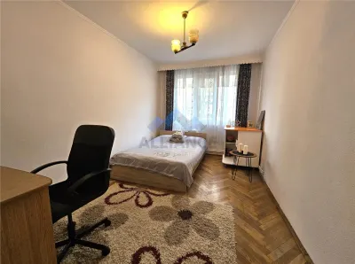 Piata Voievozilor, apartament cu 2 camere, decomandat - Iasi