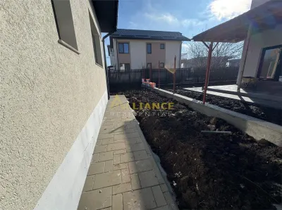 Casa Individuala - Popesti Leordeni - 5 camere 3 bai - 344MP Teren - foto 4