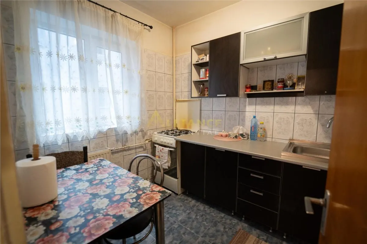 Apartament 3 camere de vanzare – 3 minute Metrou Tineretului si Parcul Tineretului - foto 9