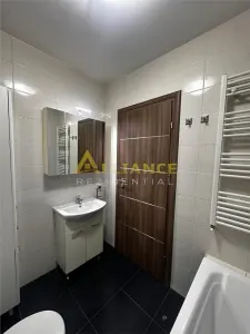 Apartament 3 camere , 2 bai ~ Brown Residence - foto 11