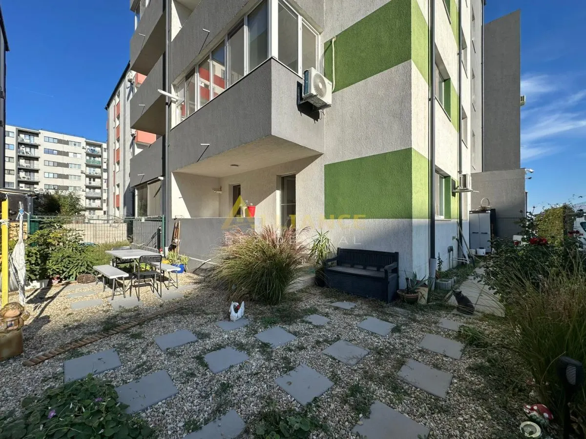 Apartament 2 camere + gradina { Strada Biruintei } - foto 16