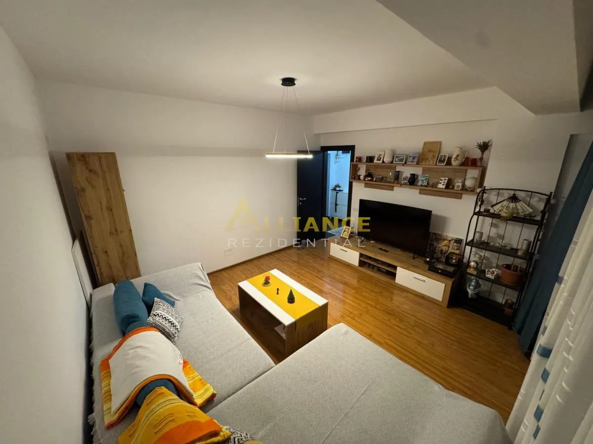 Apt 2 camere decomandat Mobilat Utilat - foto 4