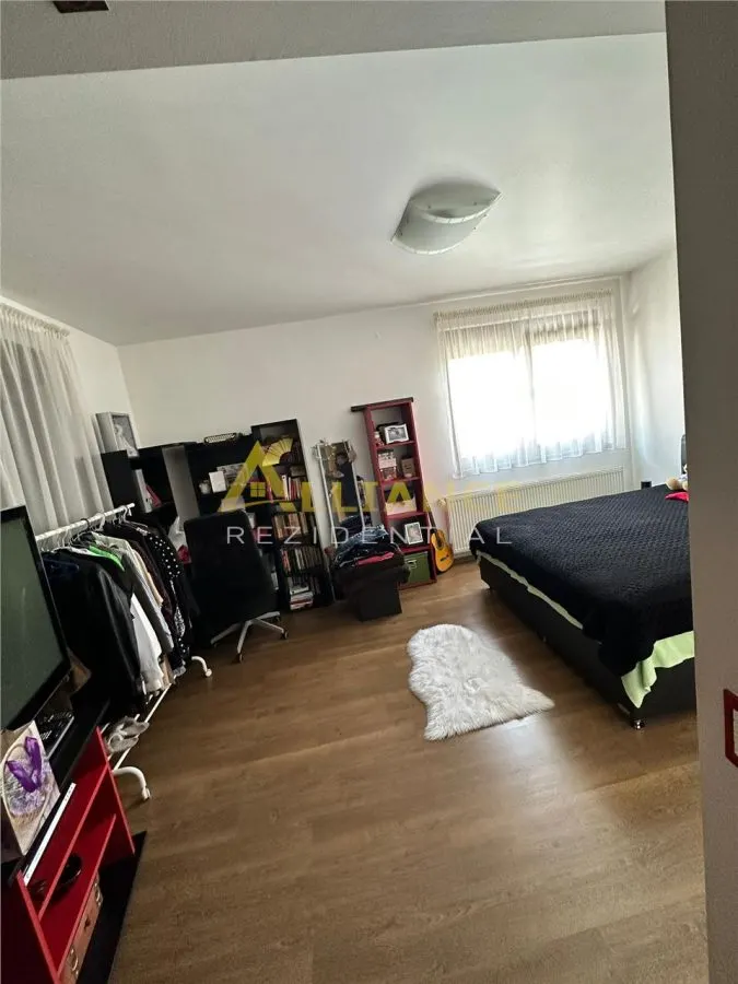 Casa de vanzare 4 camere – Str. Iarba Campului  Pret: 385000€ - foto 12