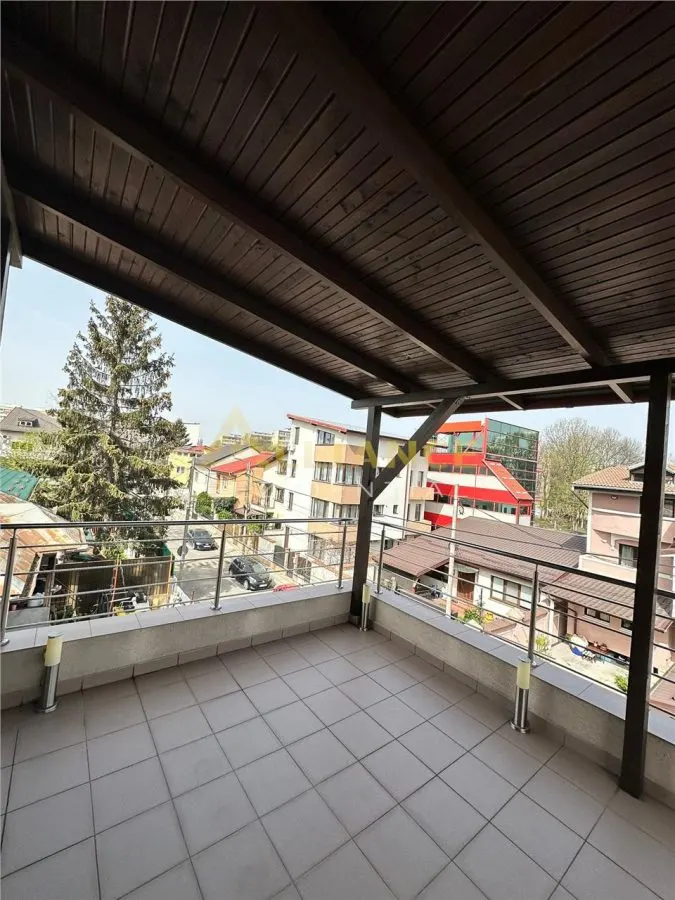 Piata Sudului Casa 4 camere | 3 bai Teren 160 mp - foto 13