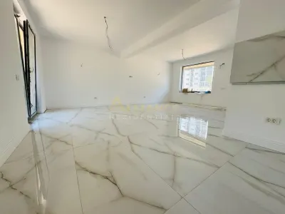 Vila de vanzare || 4 camere || curte mare || aproape Grand Arena - foto 9