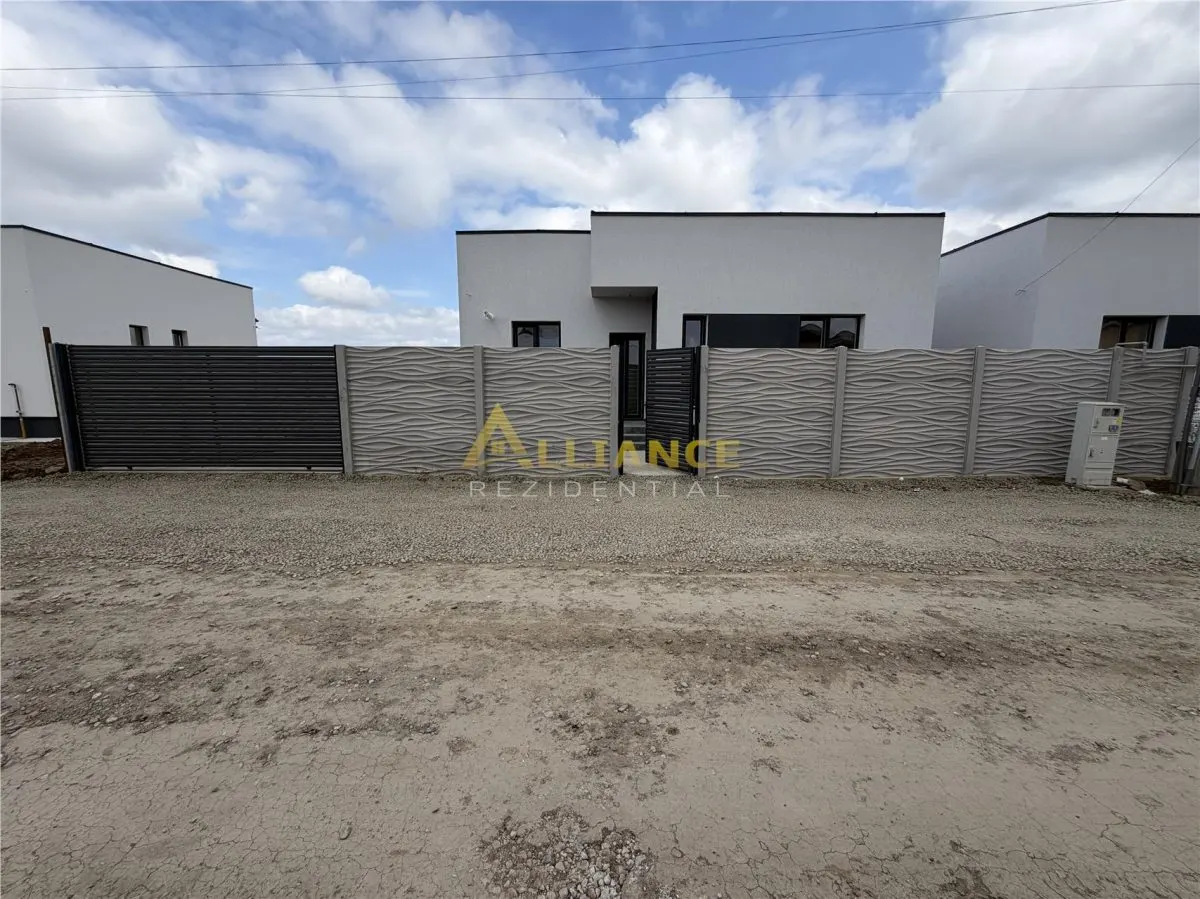 Casa parter cocheta, 3 camere, teren 253 mp – ideala pentru familie - foto 1