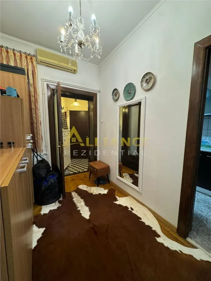 2 camere decomandat - pozitie excelenta -> Zona Unirii, Metrou Piata Unirii - foto 7