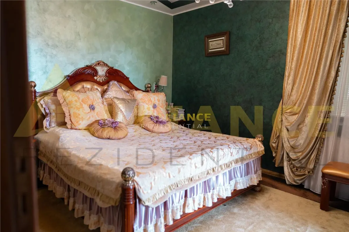 Vila superba de vanzare | Teren 766 MP | Piscina - Foisor - foto 3