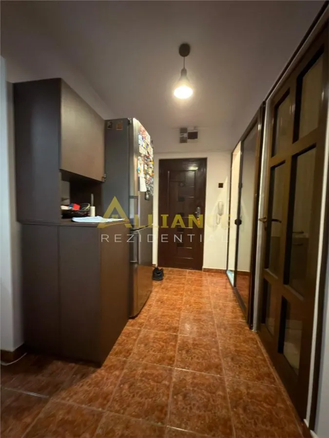 Apartament 3 camere decomandat – Izvorul Muresului, Sector 4 – Mobilat complet - foto 6
