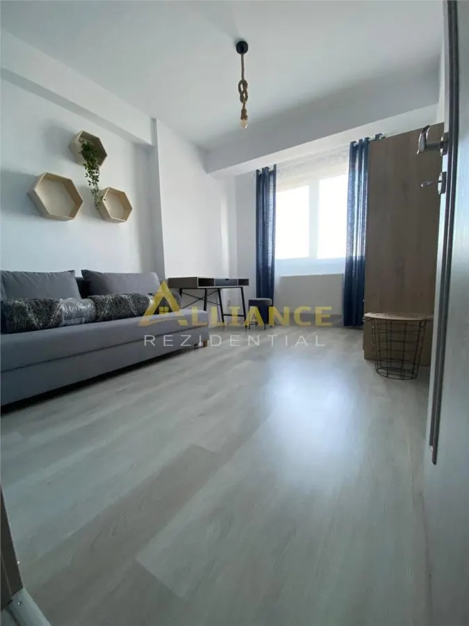 Apartament 3 Camere metrou 5 min Mobilat - foto 2