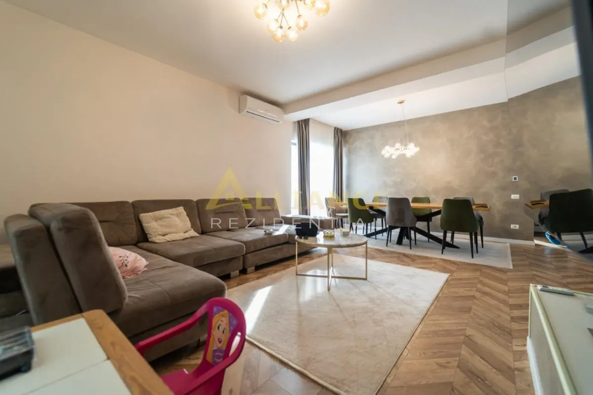 5 camere- teren 550mp-mobilata utilata- 5 min metrou T. Arghezi - foto 16