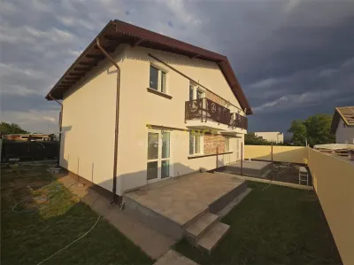 Vila tip duplex - 4 camere - 2 bai - pod - beci - Berceni