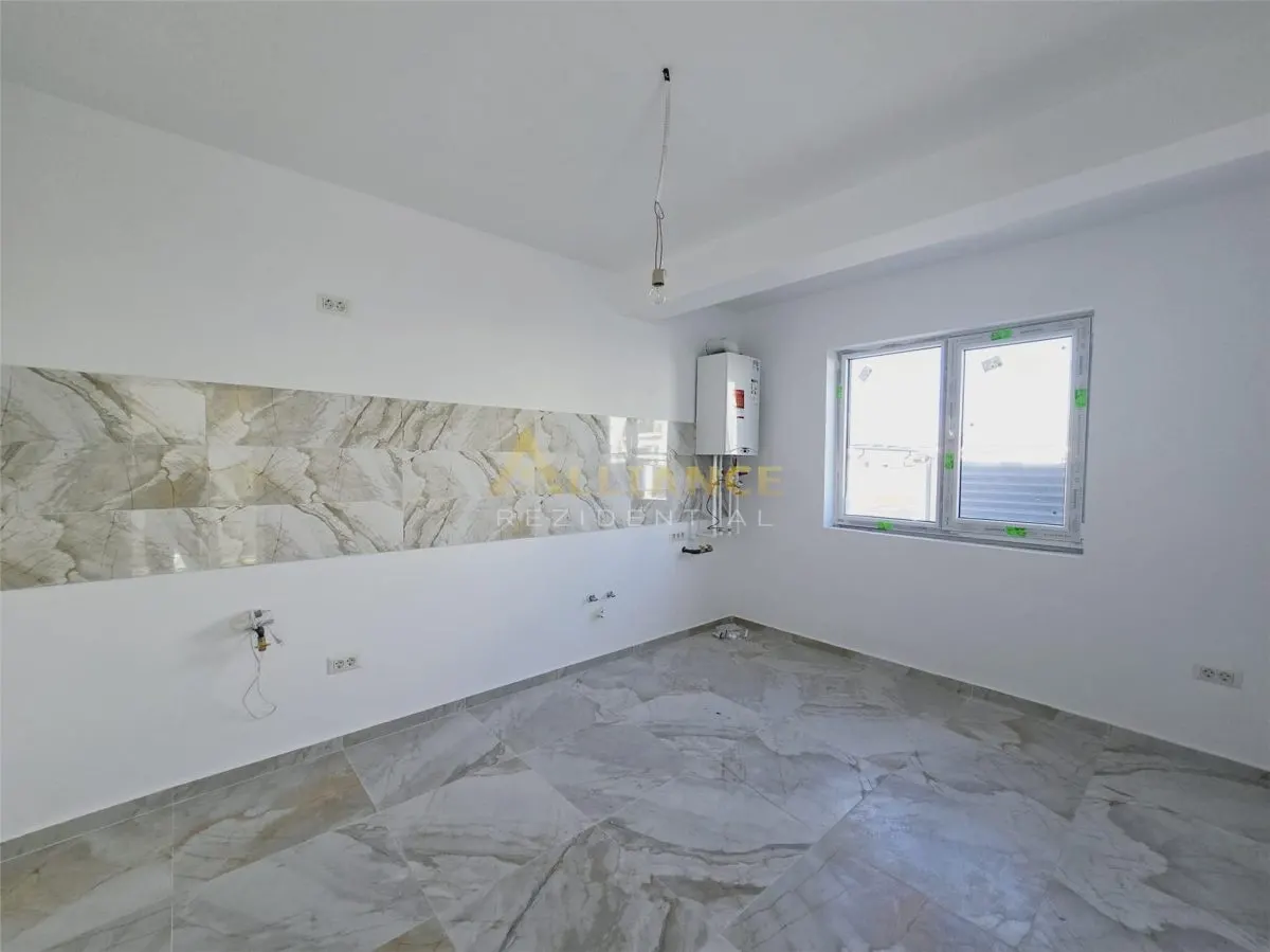 Vila tip duplex - 4 camere - 2 bai - pod - beci - foto 4