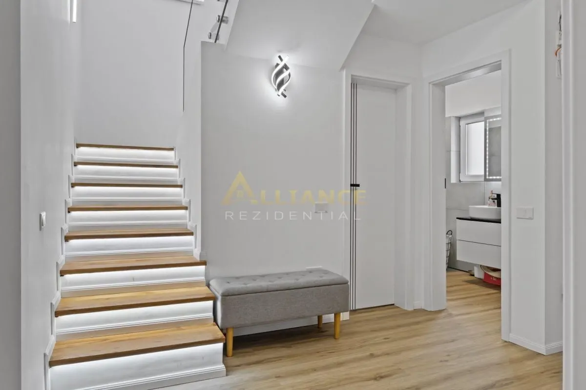 Casa spatioasa cu gradina si vedere superba perfecta pentru familie - foto 6