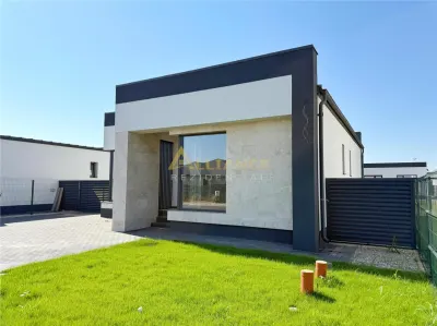  3 camere 2 bai + dressing teren 330 mp 2 minute STV - Berceni