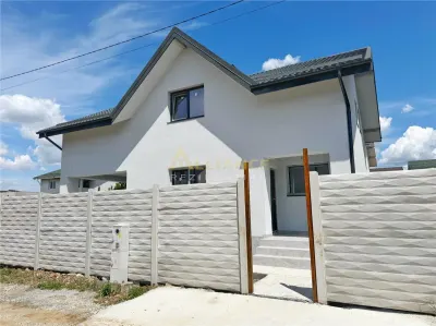  4 camere 3 bai teren 308mp Str. Padurea Craiului - Berceni