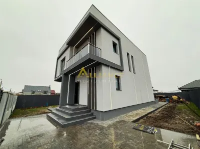 Vila Premium / 4 Camere / 3 Bai / Curte amenajata - Berceni
