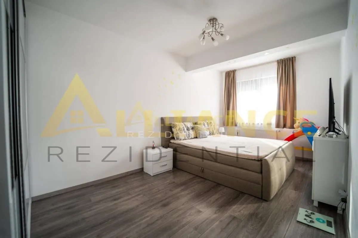 Apartament 3 camere | 2 bai | 88 mp | Etaj 1 | Mobilat utilat | Centrala proprie - foto 7