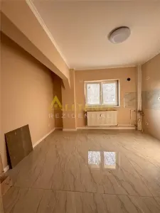 Apartament 3 camere Aparatorii Patriei Gata de mutare - foto 8