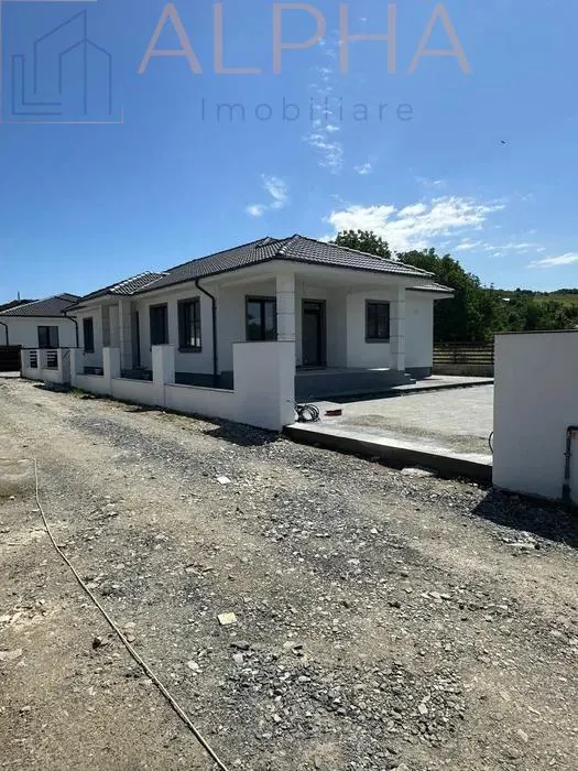Casa noua superfinisata â€“ zona Pensiunea Morariu,  Bistrita, Jud BN - foto 1