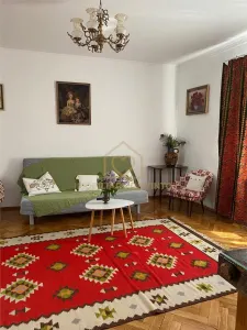 Apartament zona centru vechi cu spatiu verde parter - Baia Mare