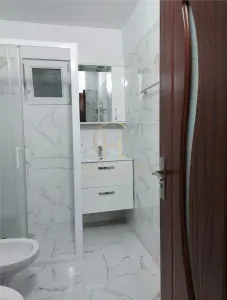 Renovat ! 2 camere decomandat CT AC Nicolina - foto 4