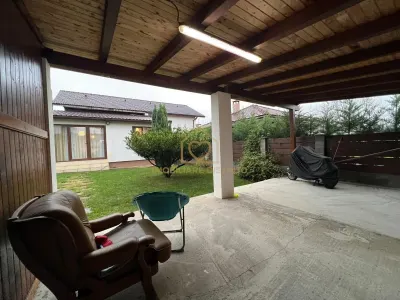 Casa duplex cu 4 camere si 5 ari de teren zona Dura - foto 14