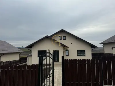 Cas? Individual? de vânzare 4 camere cu beci – 500 mp teren - foto 2