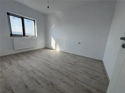 Cas? Individual? de vânzare 4 camere cu beci – 500 mp teren - foto 9