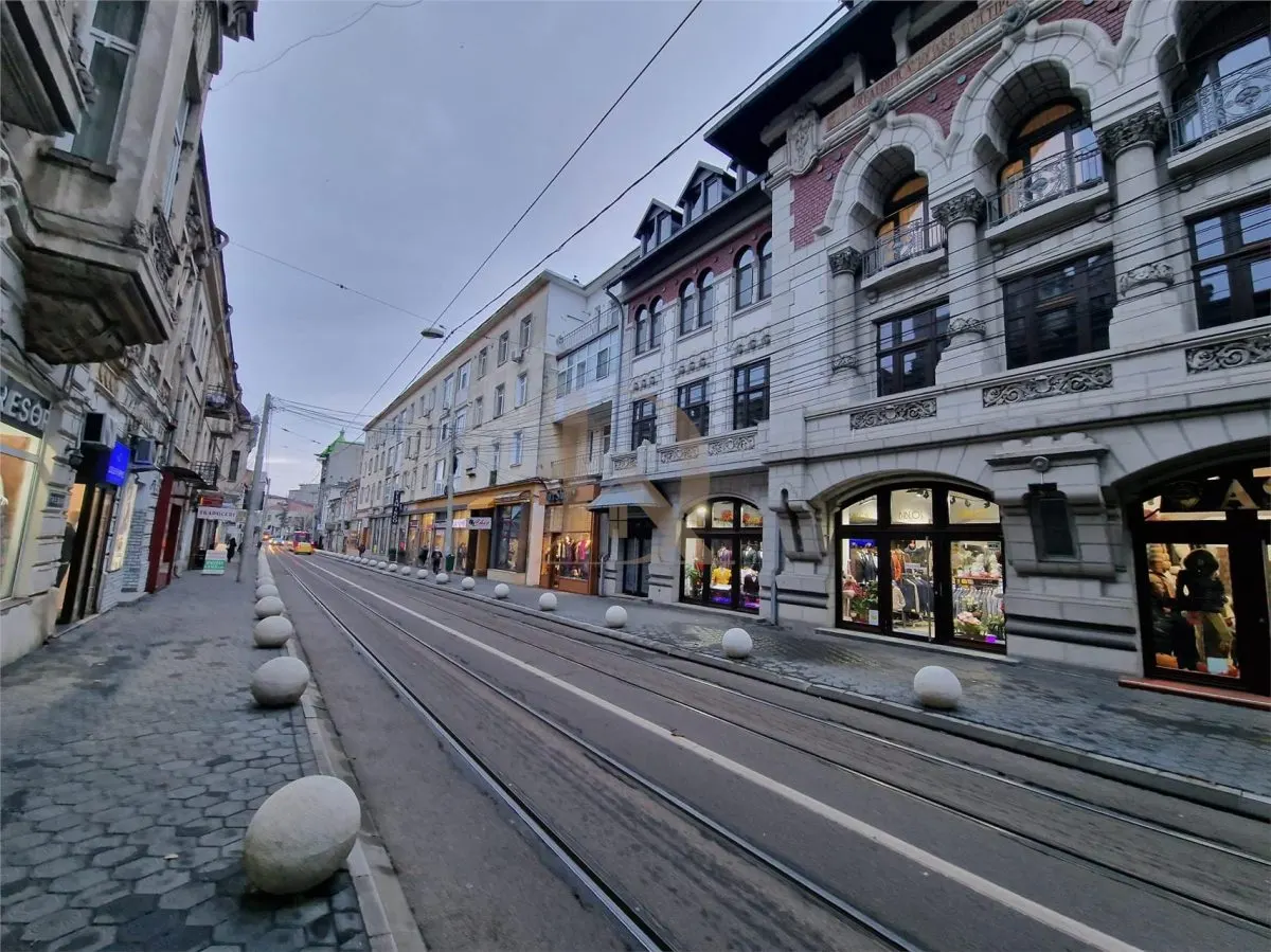 Centru Piata Unirii , 2 camere , 54 mp etaj 1 - foto 1