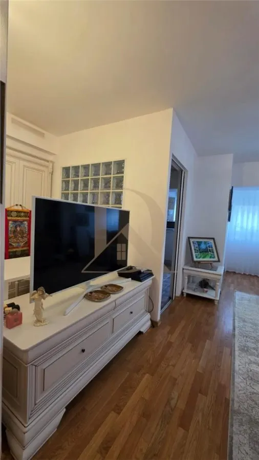 Apartament 3 camere , 78 mp - Centru Civic - Casa de Pensii - foto 8