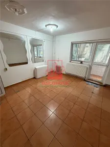 Apartament 2 camere decomandat in Nicoloina - Cug - foto 3
