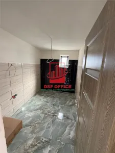 CASA TOMESTI PRIMARIE 470mp Teren, cu toate utilitatile - foto 4