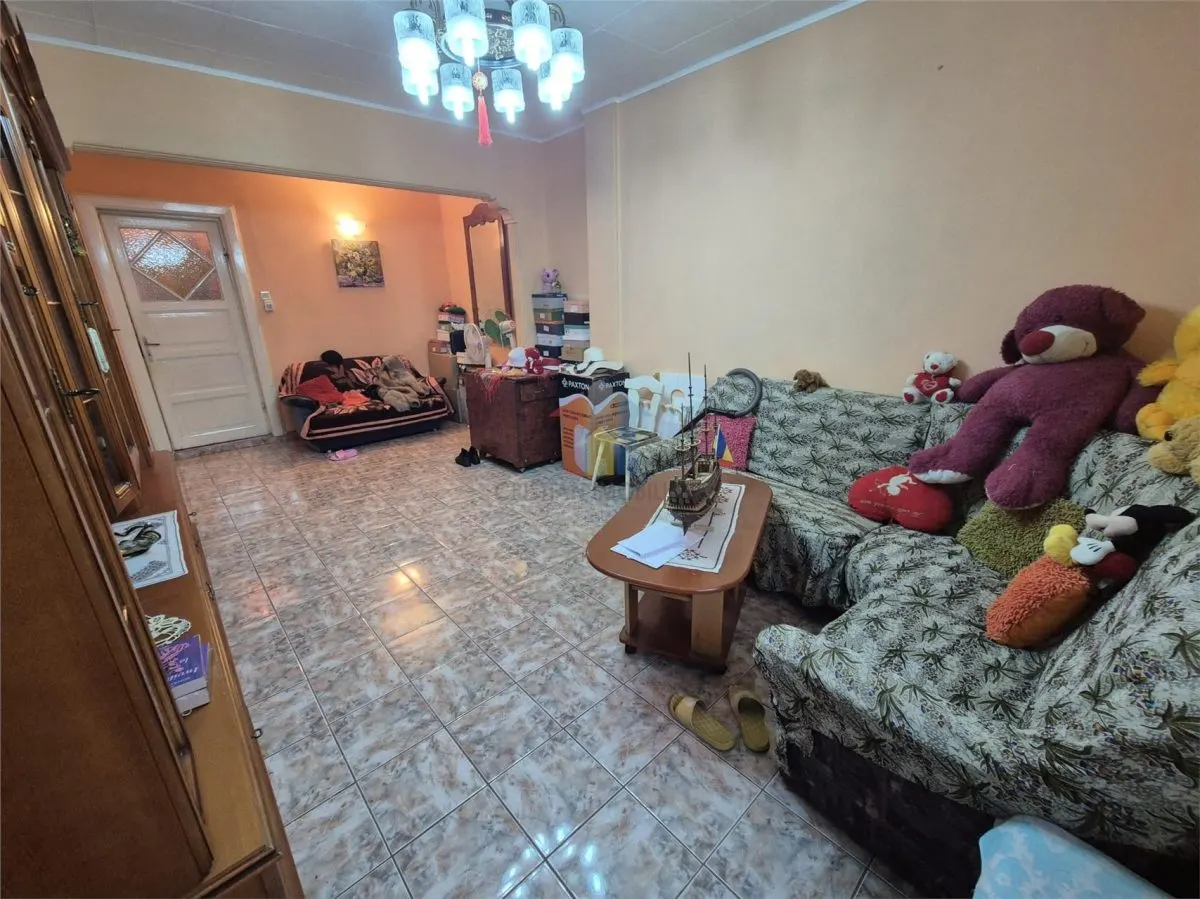 ULTRACENTRAL ! 3 camere, 91,5 mp, confort 1, FOARTE SPATIOS ! - foto 2