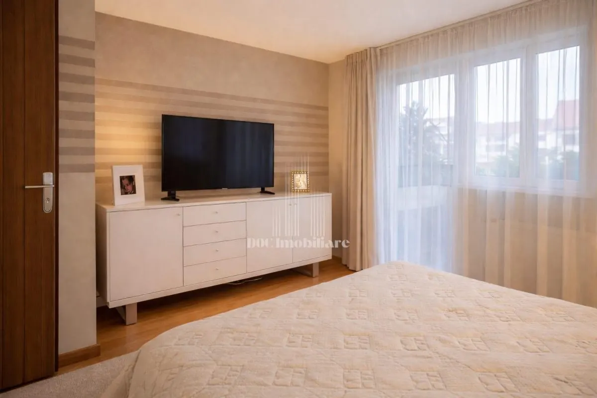 Duplex 5 camere|163 mp utili|3 bai | Cartier 23 August | 0% com - foto 14