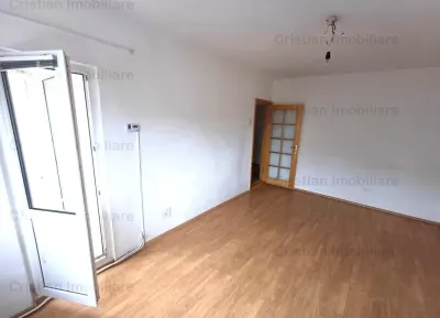 Ultracentral  2 cam ARATA BINE confort 1 Decomandat zona Calarasi - foto 3