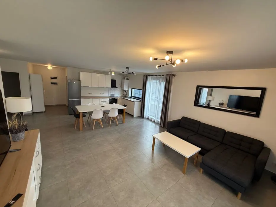 Penthouse de inchiriat langa Marul de Aur - foto 1