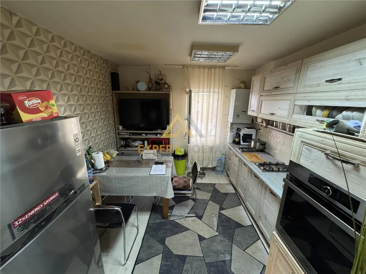 Apartament parter inalt str Garii, 52 mp utili - foto 5