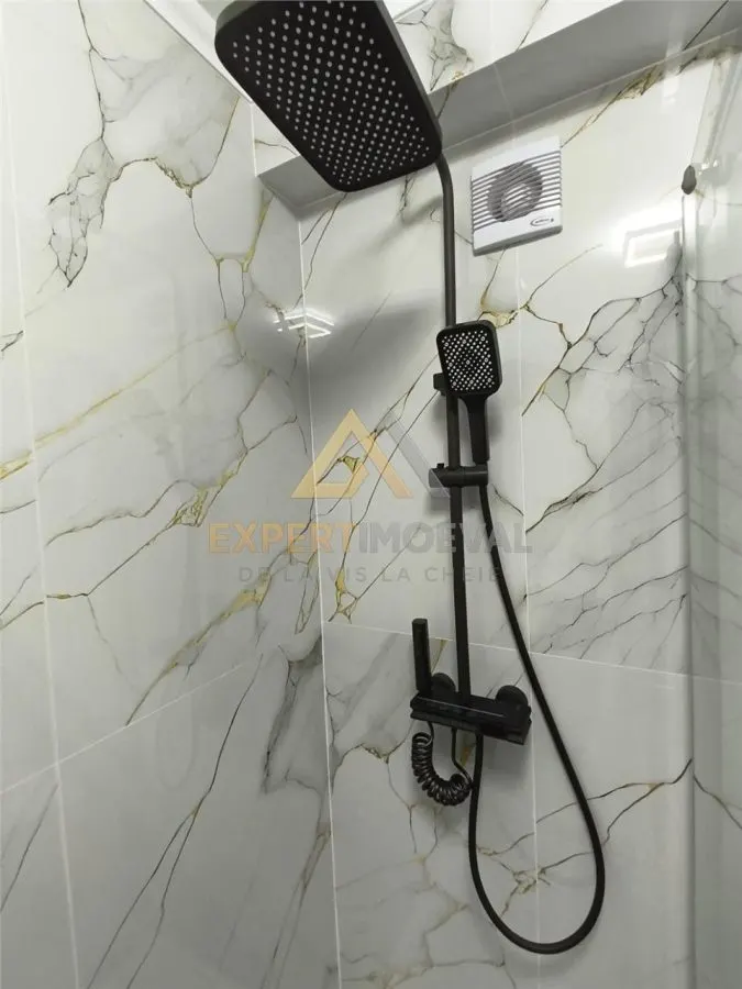 Apartament LUX 2 camere P-ta Revolutiei Ultracentral 46 mp - foto 14