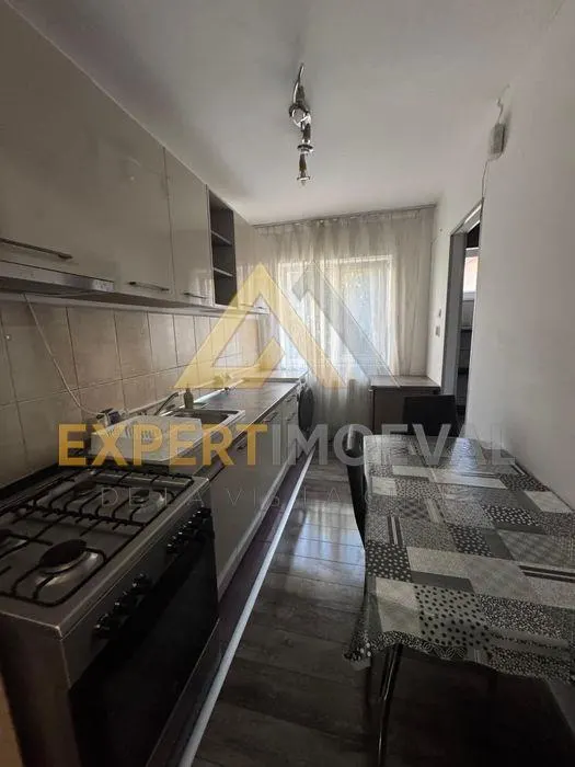 Apartament 3 camere B-dul Traian Baia Mare - foto 6