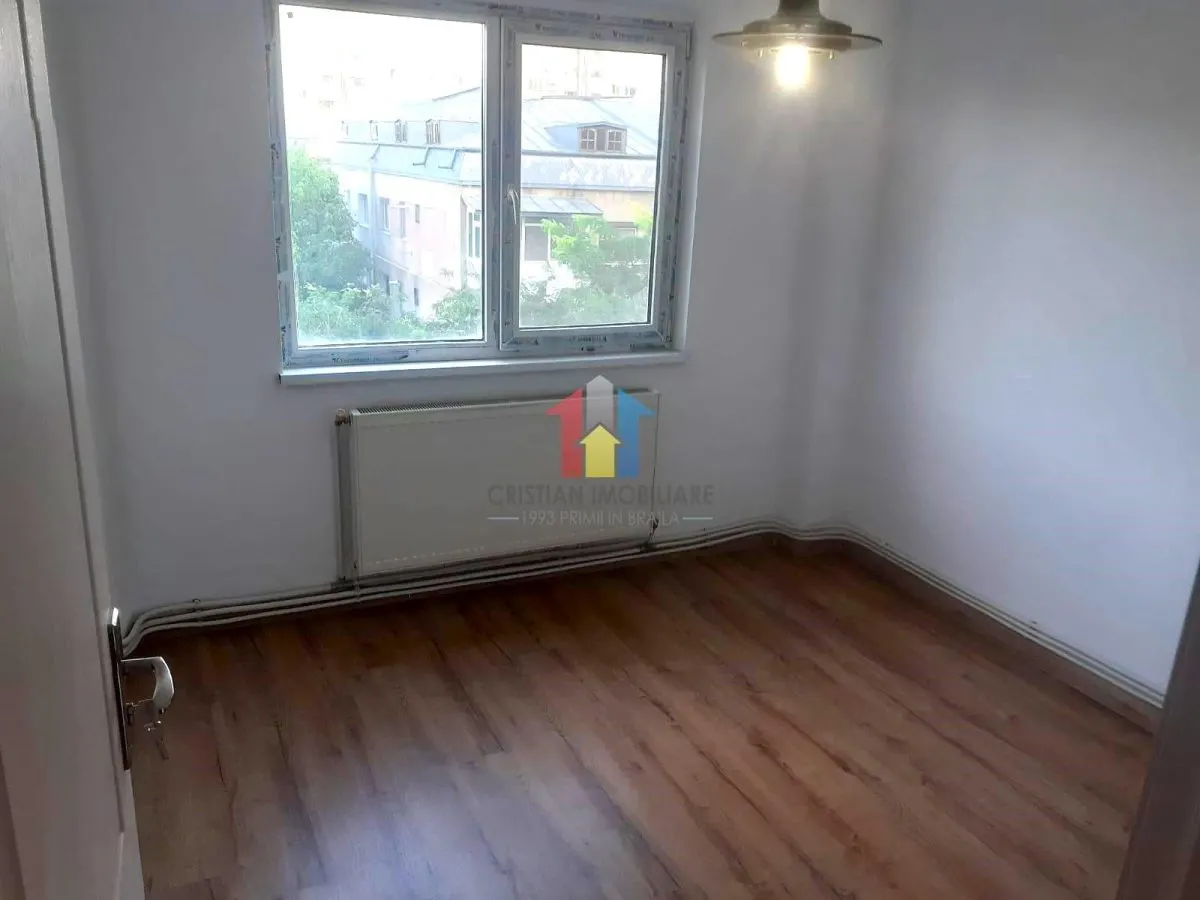 Apartament 2 camere,zona Viziru 3, etaj 5  renovat recent - foto 5