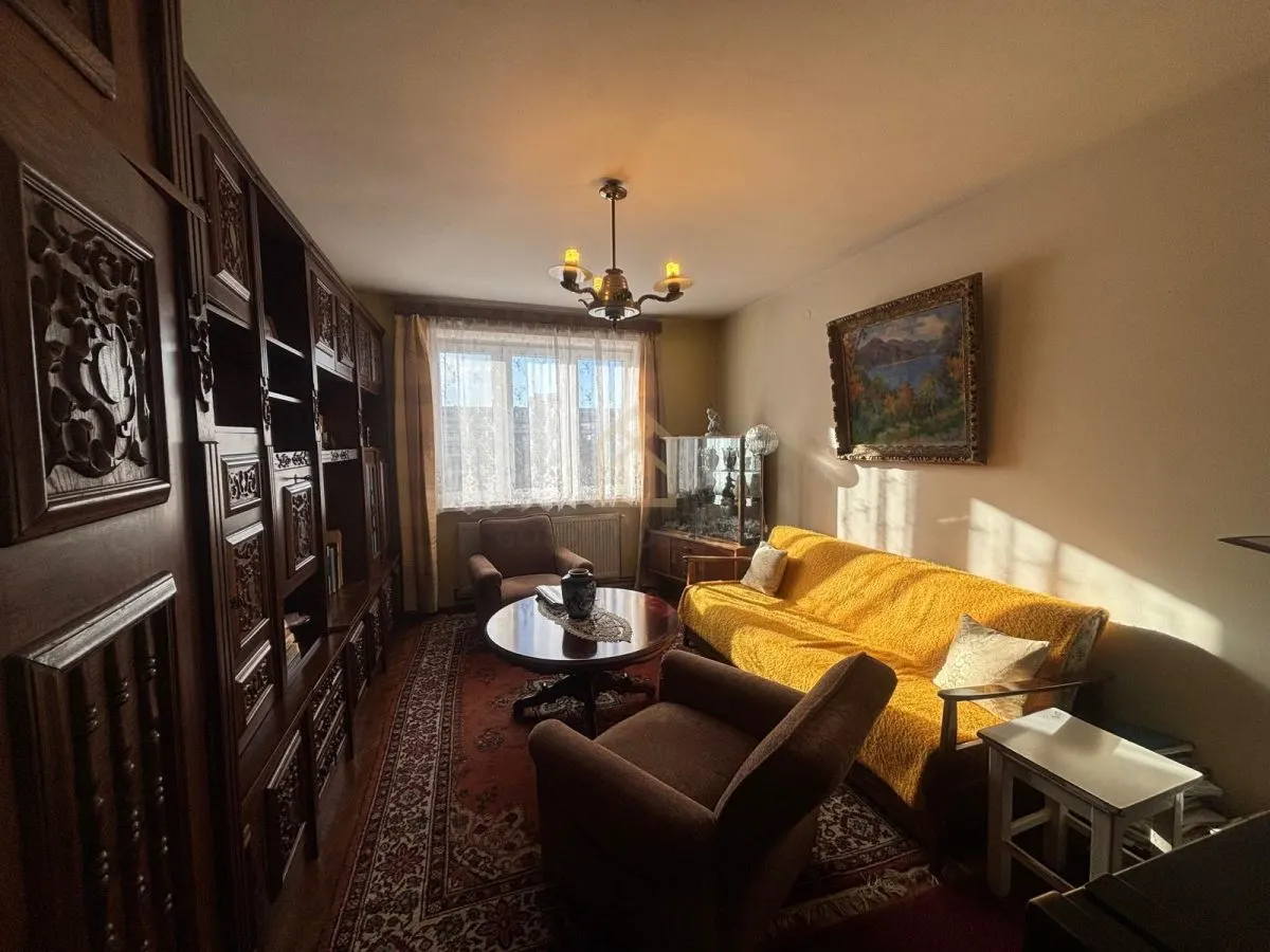 Apartament 3 camere de vânzare – Bd. Unirii - zona McDonald’s - foto 1