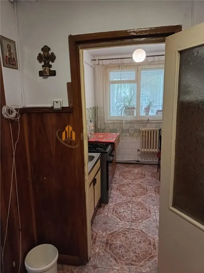 Apartament 2 camere  Podu Roș (lângă Palas) - foto 14