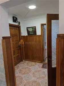 Apartament 2 camere  Podu Roș (lângă Palas) - foto 3