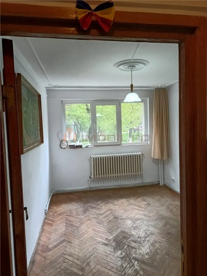 Apartament 2 camere  Podu Roș (lângă Palas) - foto 4