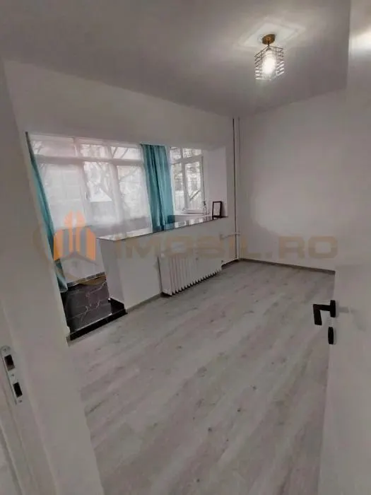 Apartament 2 camere Podu Ros - Deosebit - foto 1